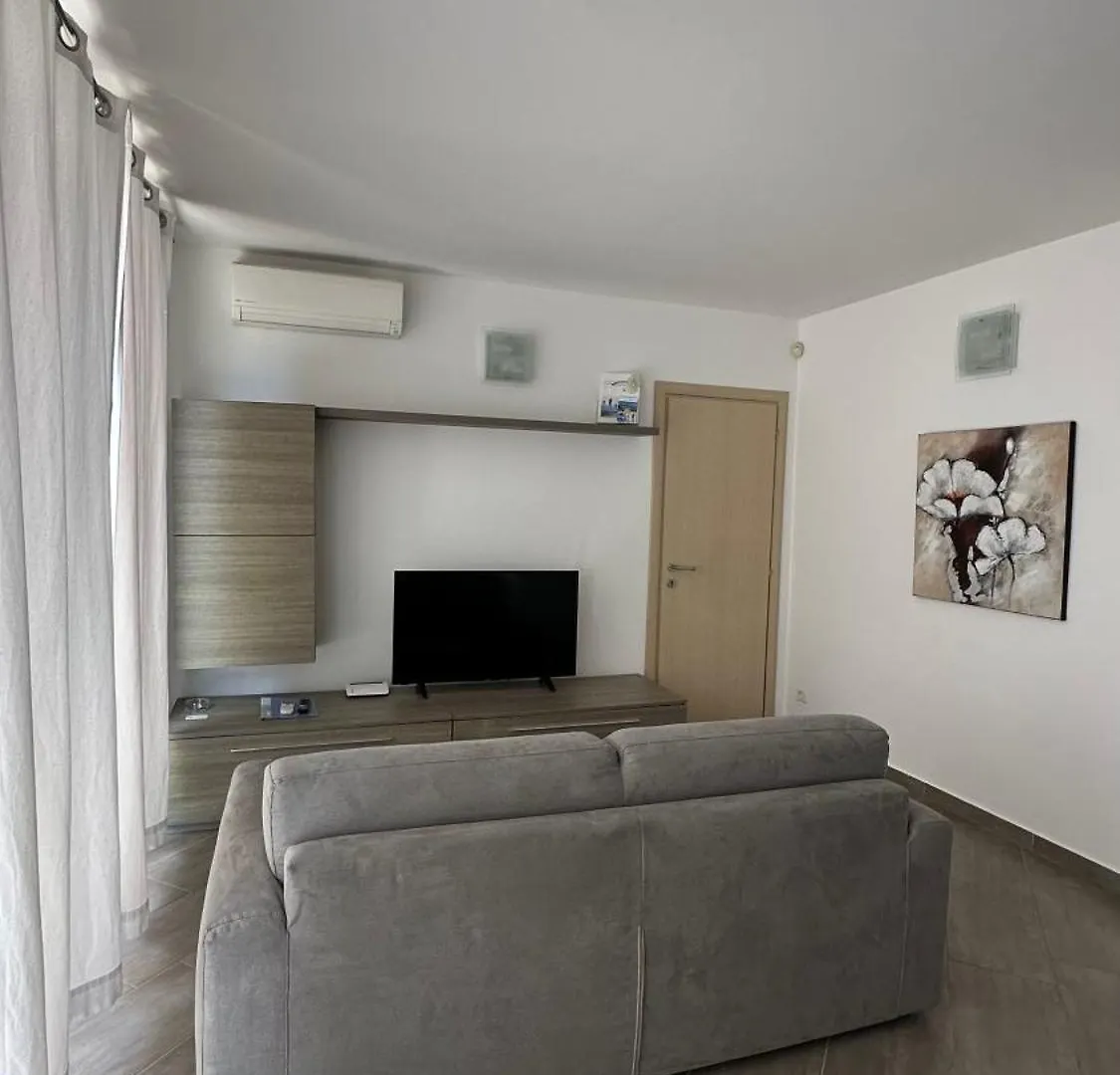 Aparthotel Seahouse 114 Mali Lošinj 0*,
